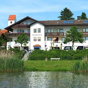  Apartment Landhaus Seeblick